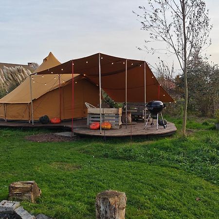 Au Pied Du Trieu, The Glamping Experience Hotel Labroye Exterior photo